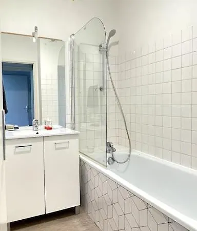 Le Manoir Mermoz : Appartement T2 Tout Equipe Rennes Exterior photo